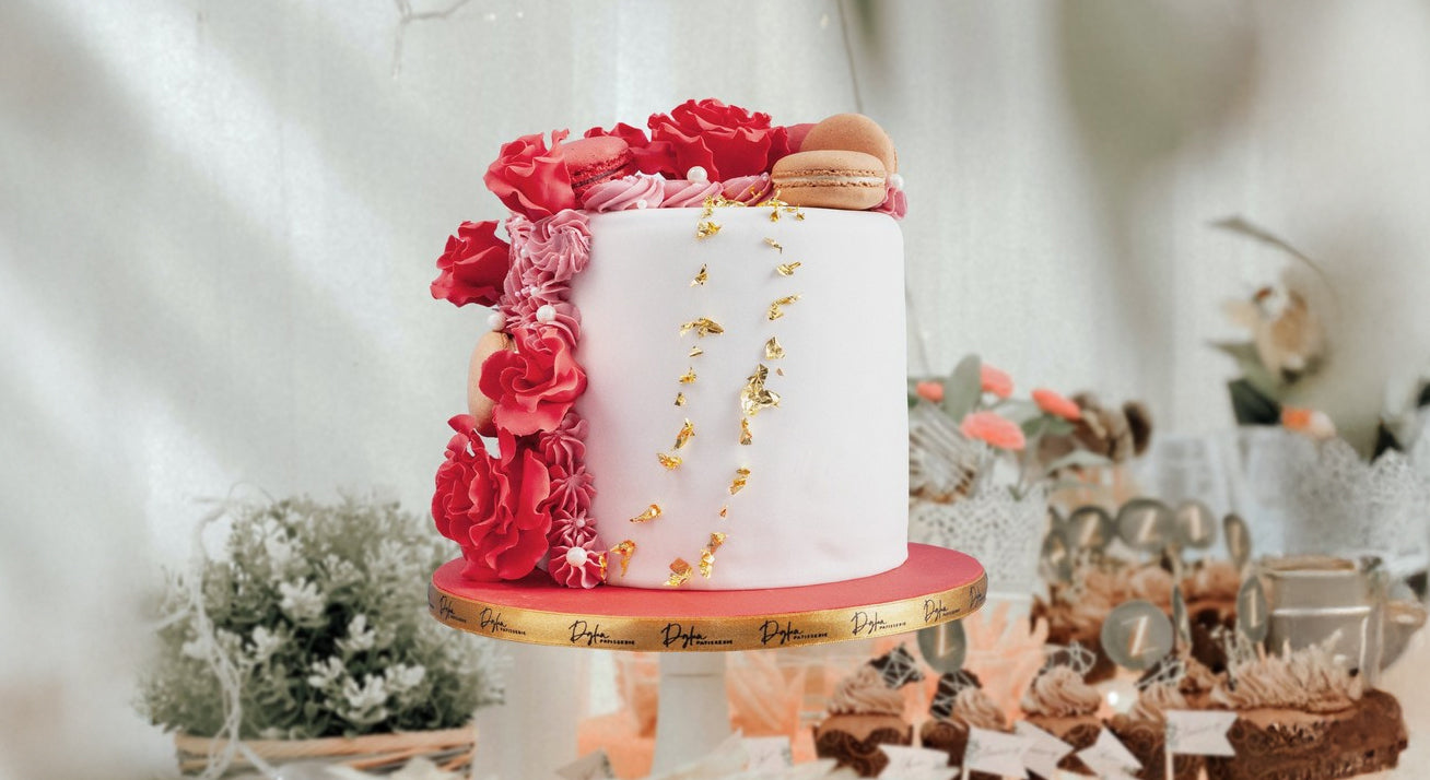 Floral customized cake