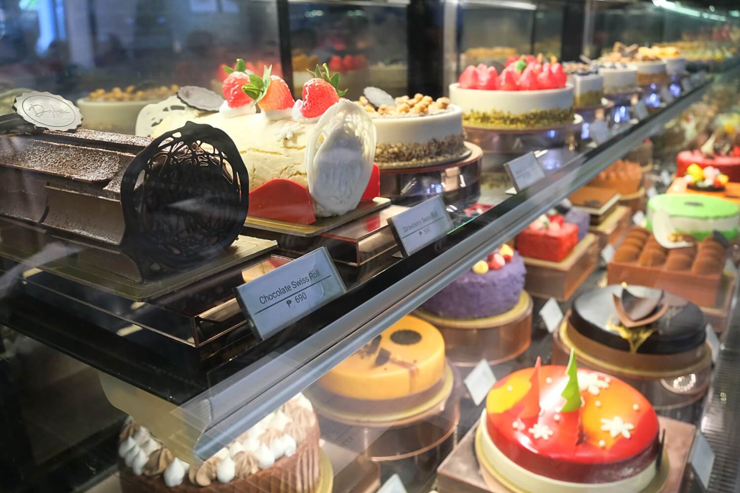 Discover the Exquisite Flavors of Dylan Patisserie's Signature Cakes