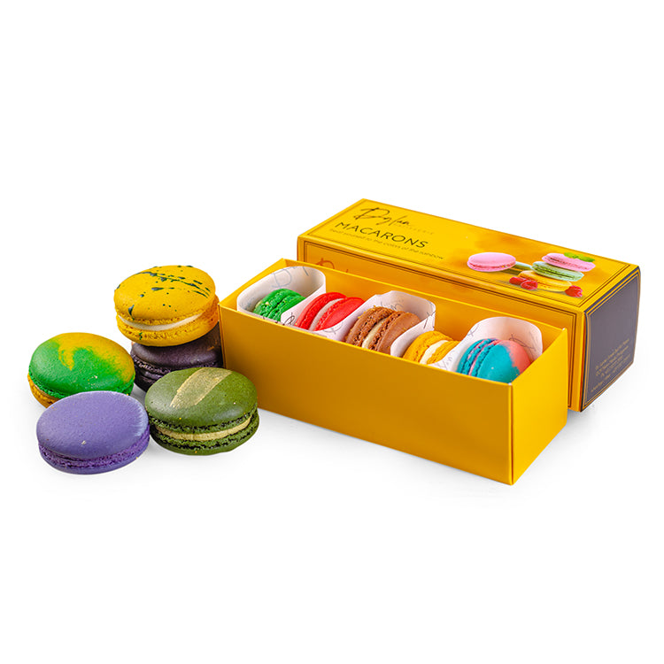 Assorted Box of 5 macarons