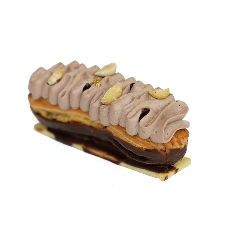 Hazelnut Éclair