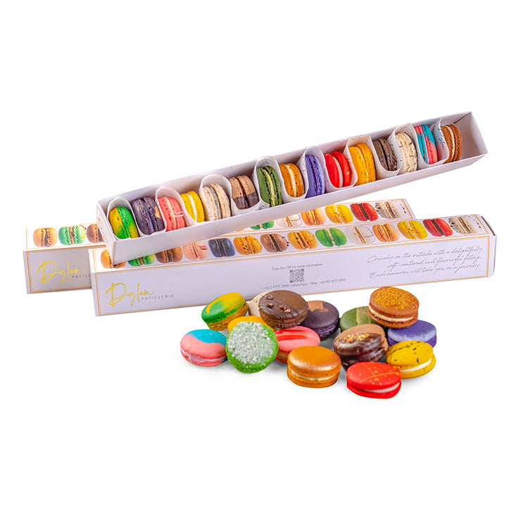 Box of 15 Macarons